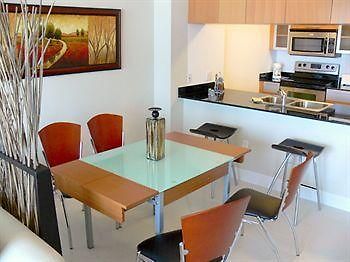 Opera Suites And Marina Doral Exteriér fotografie